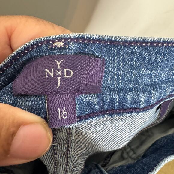 NYDJ Jeans Women’s Sz 16 Lift Tuck Technology Ankle Denim Embroidered Pockets - Picture 9 of 14